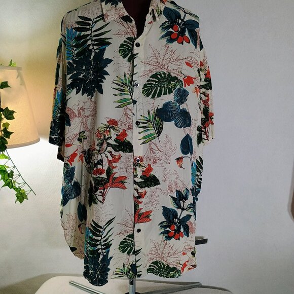 EUC: Manfinity 5XL Multicolor Floral Aloha Shirt - Picture 1 of 3